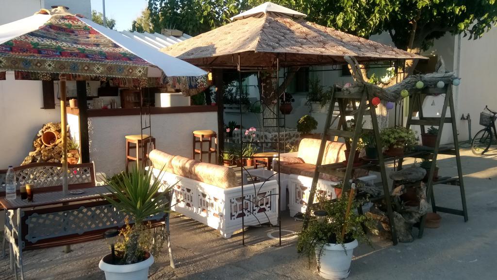 Skyros Panorama Studios Exterior foto